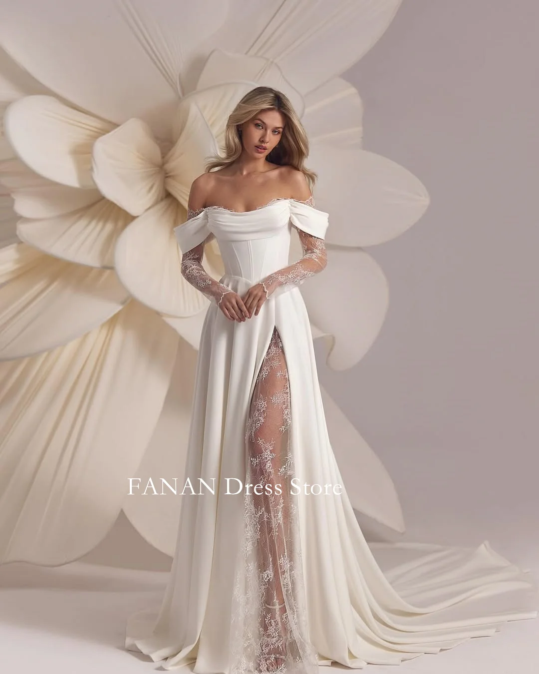 Fanan Elegant Boho Lace Wedding Dress Off the Shoulder Customized Illusion Back Side Split Bridal Party Gown Vestidos De Novia