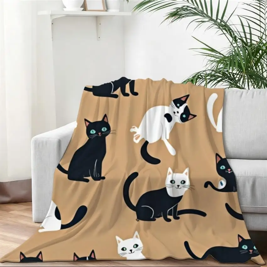 1pc 280GSM Flannel Blanket Suitable for All-Season Lightweight Throw with Black & White Cat Pattern on Beige - Cozy Bedspread for Sofa, Travel, Office, Bedding | Soft Warm Gift for,,, Contemporary