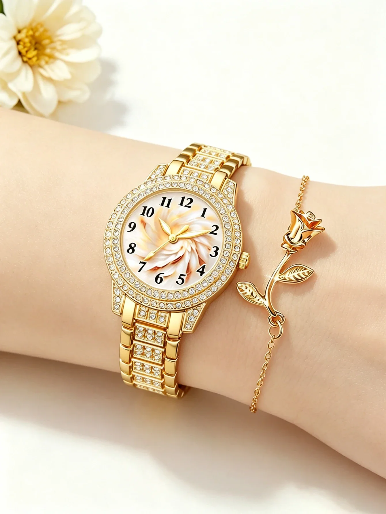 Women's chain watch paired with a set of hollowed-out accessories, with a patterned dial, a rose-colored bracelet, and as a birt