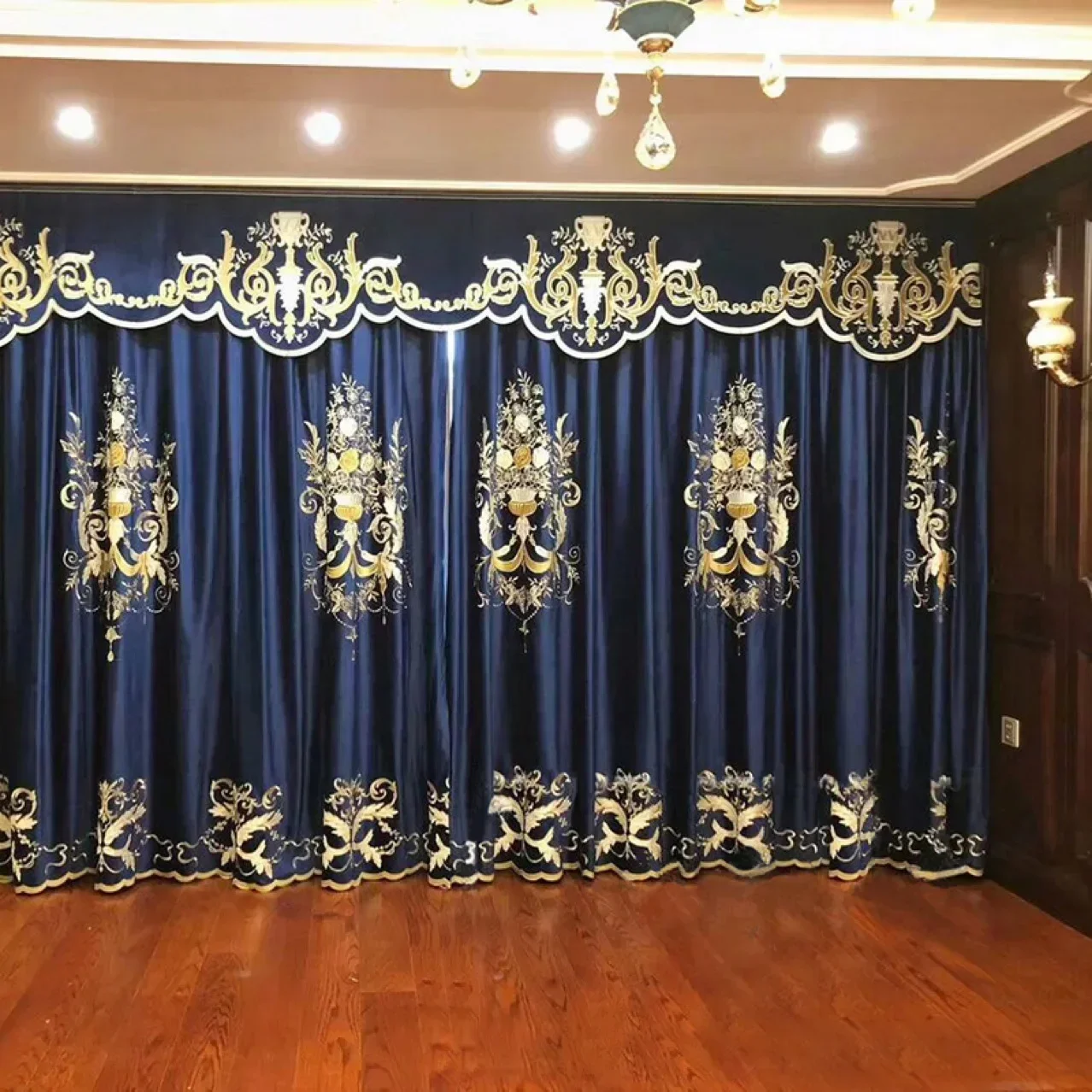 New Velvet Embroidered Curtains European Style Light Luxury Villa Duplex Blackout Large Flower Curtain Fabric Room Decor Sale