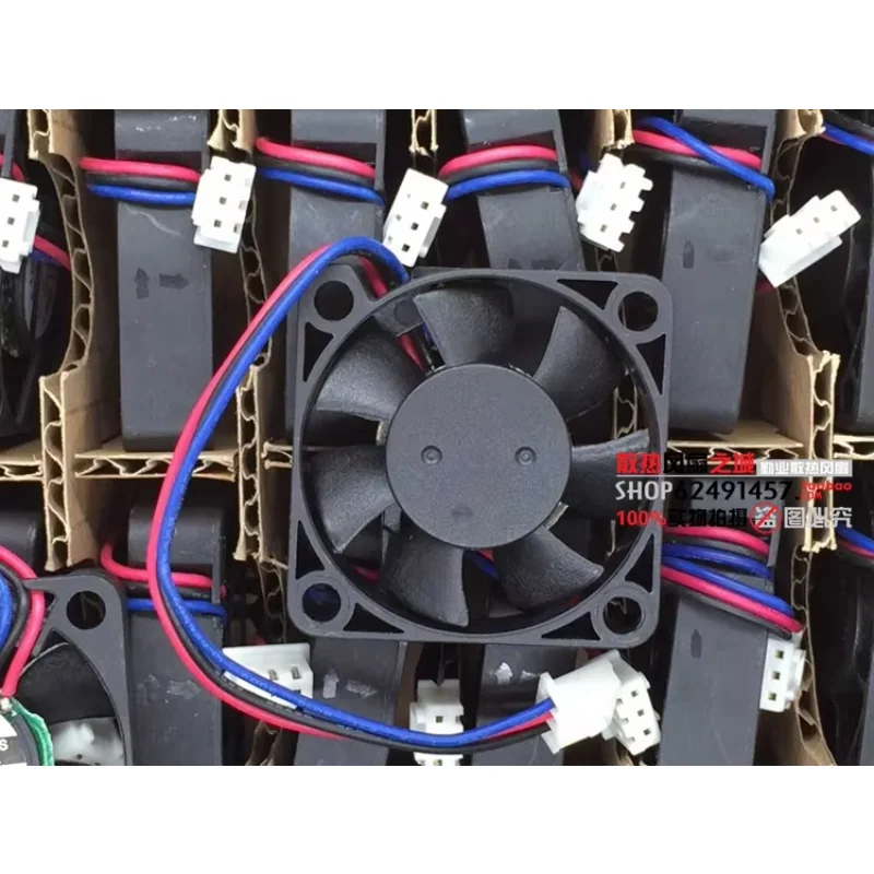 ADDA AD0405LB-G72 Server Cooling Fan DC 5V 0.12A 40x40x10mm 3-wire