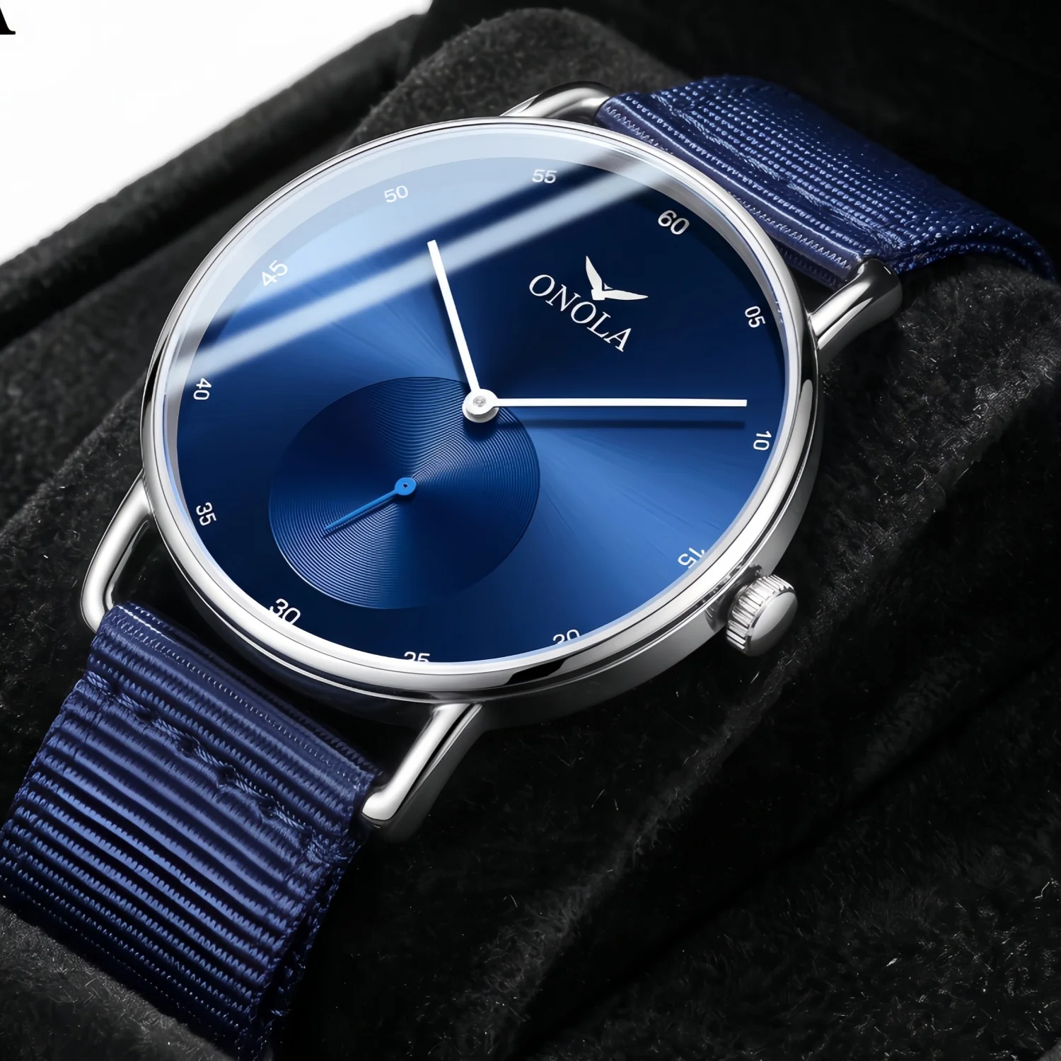 ONOLA men's quartz watch, round case, small dial, simple ultra-thin business watch, suitable as a gift for friends
