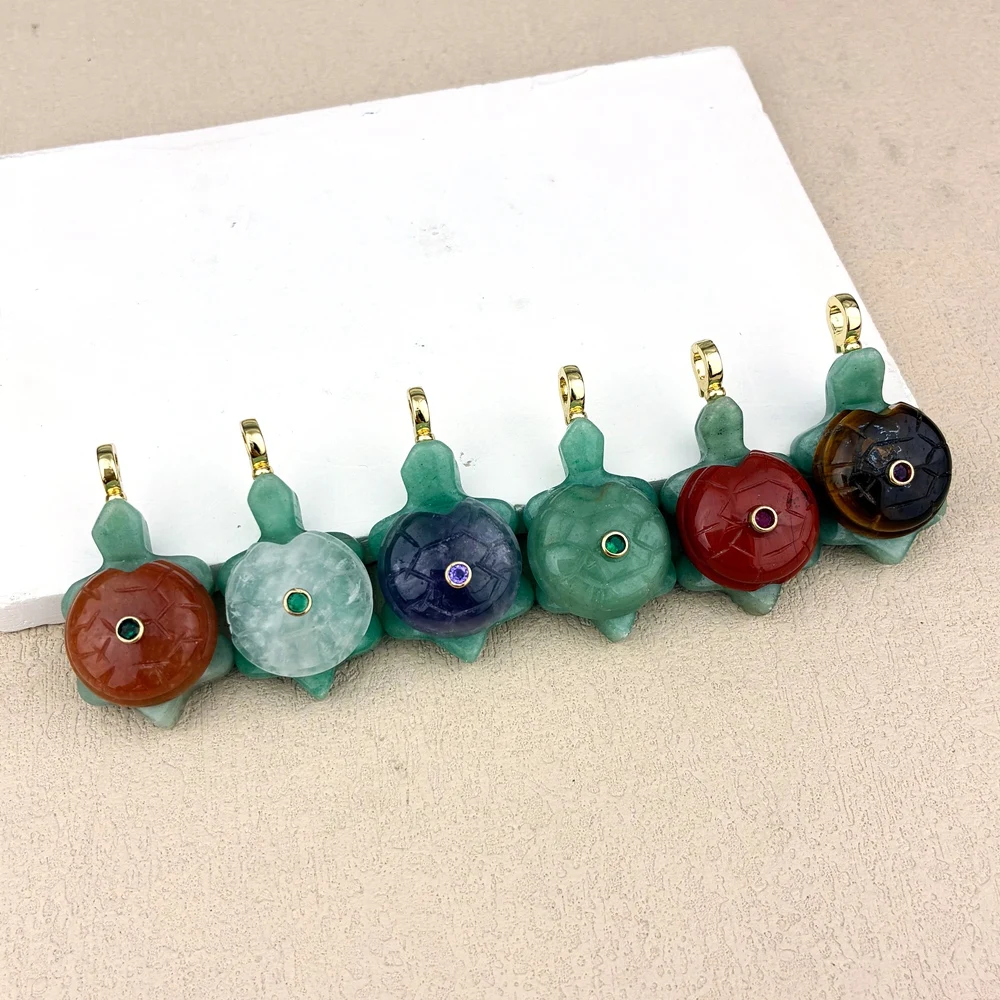 Sea Turtle Pendants Natural Crytsal  Green Aventurine Amethyst Engraved Tortoise Pendant for Necklace Making
