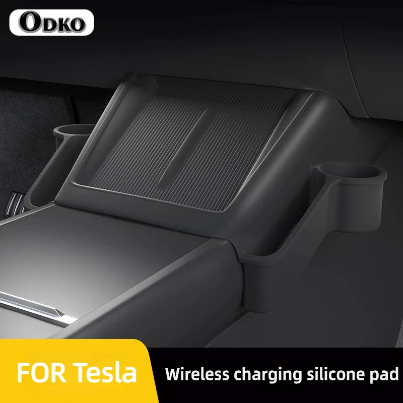 Suitable for Tesla model Y2025 wireless charging mobile phone pocket with water cup positions on both sides, anti-slip storage p