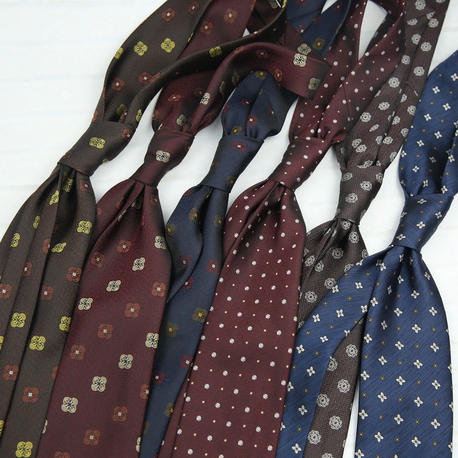 8.5CM Wide Hand Rolled Edges Three Folds Necktie for Mens Suits Polyester Patterns Neck Ties for Man Floral  Business Cravat