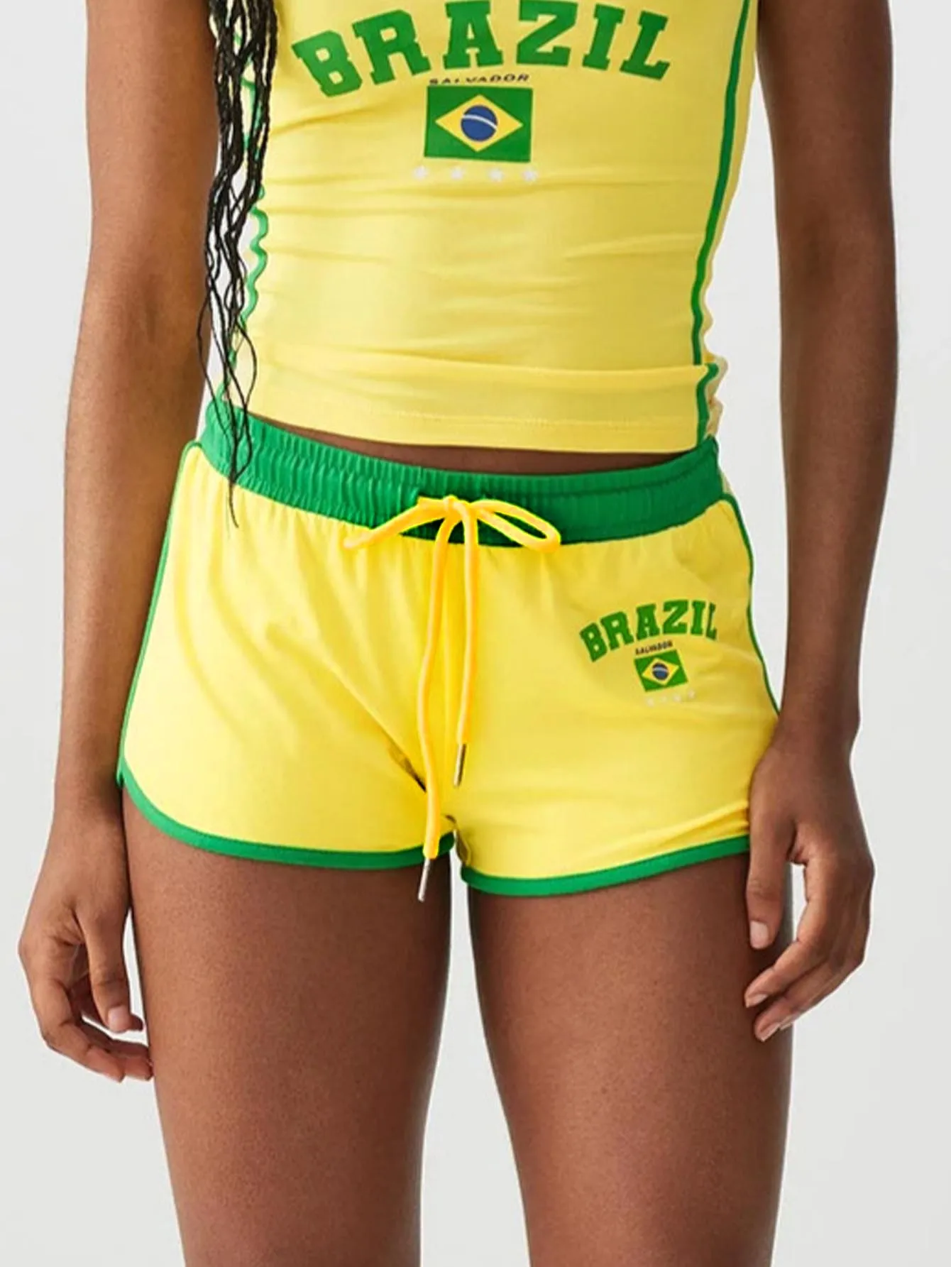 

Европейские и американские ретро эстетические летние универсальные модные желтые шорты с буквенным узором для пикантных девушек