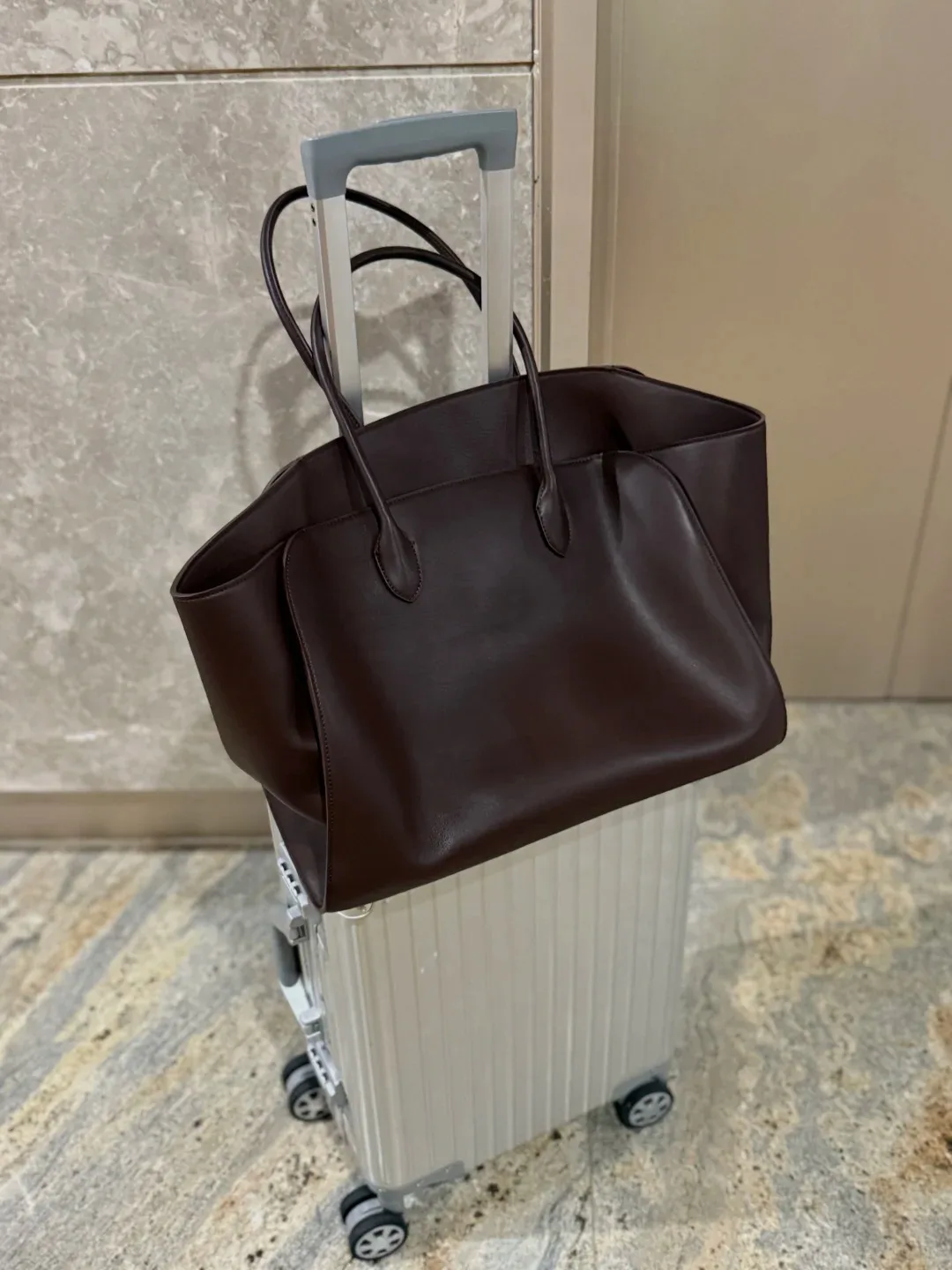 

Повседневная большая вместительная сумка-тоут Marlo 17/14 из мягкой кожи, классическая женская сумка высокого качества, модная сумка на плечо из воловьей кожи