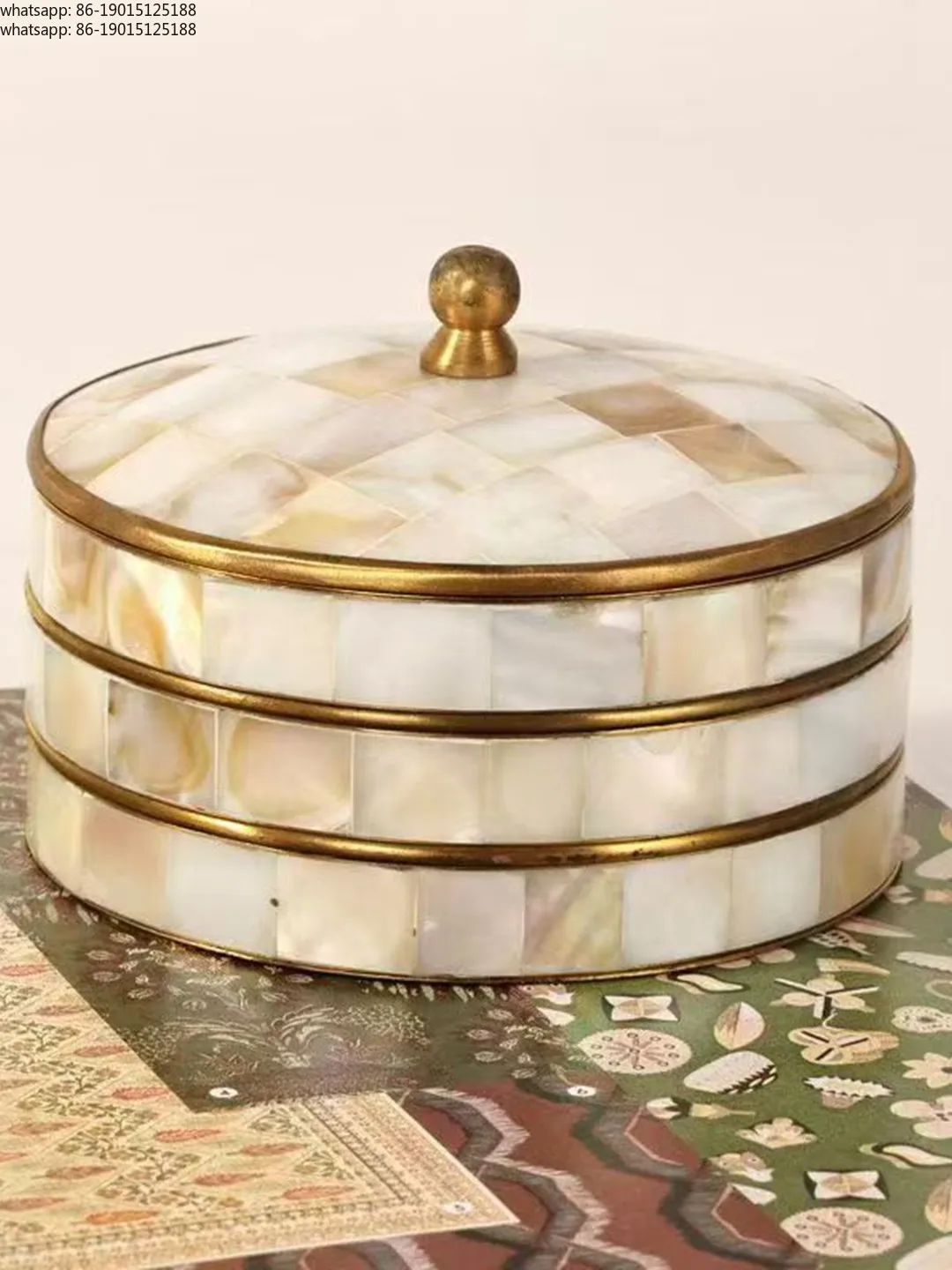Imported shell brass jewelry box Premium jewelry box Storage box Sales office Model room Tabletop ornament