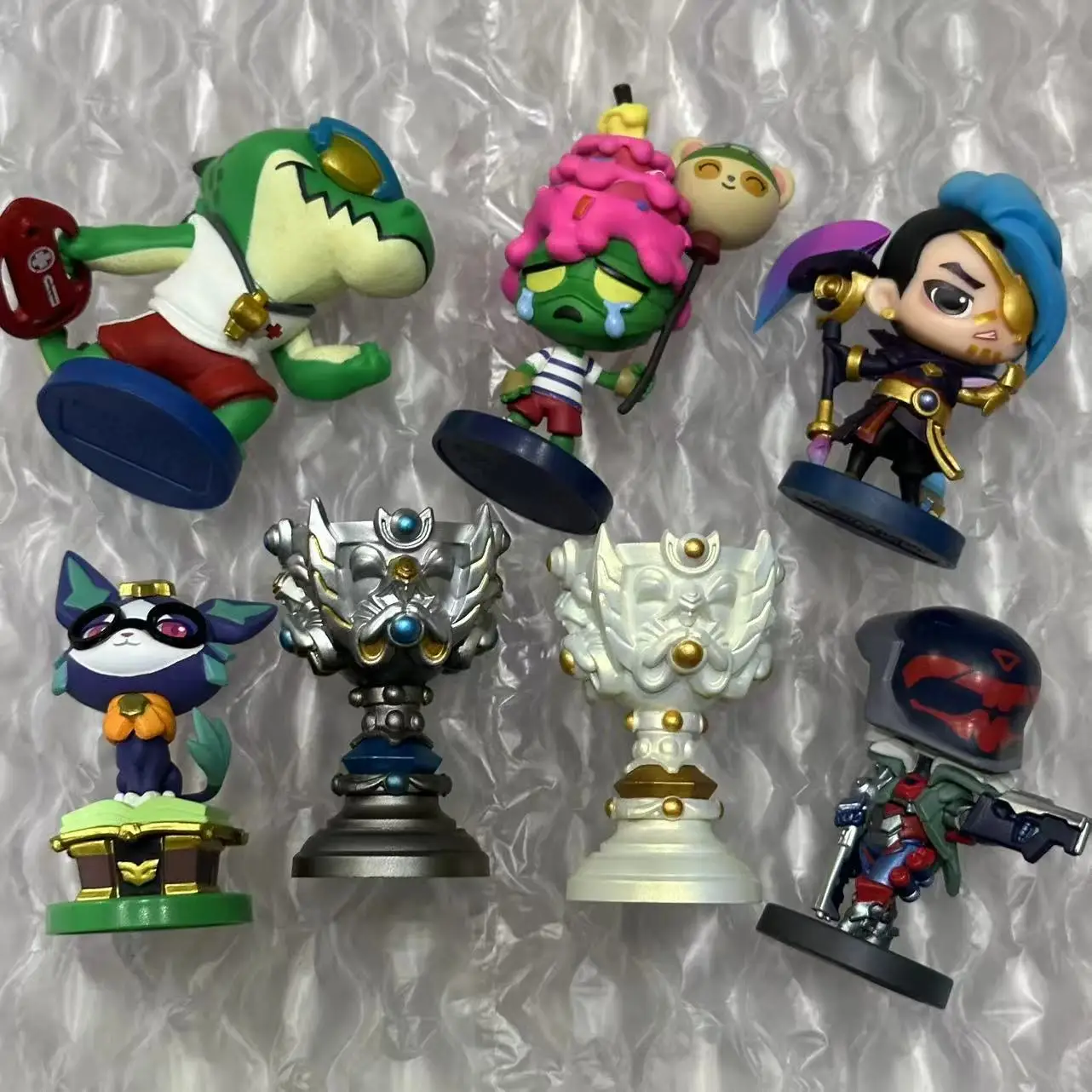 شخصية فريق Mini League of Legends Single True Damage Battle Academia Jinx Yuumi Kayn Veigar شخصية أصلية أصلية جديدة تمامًا #2