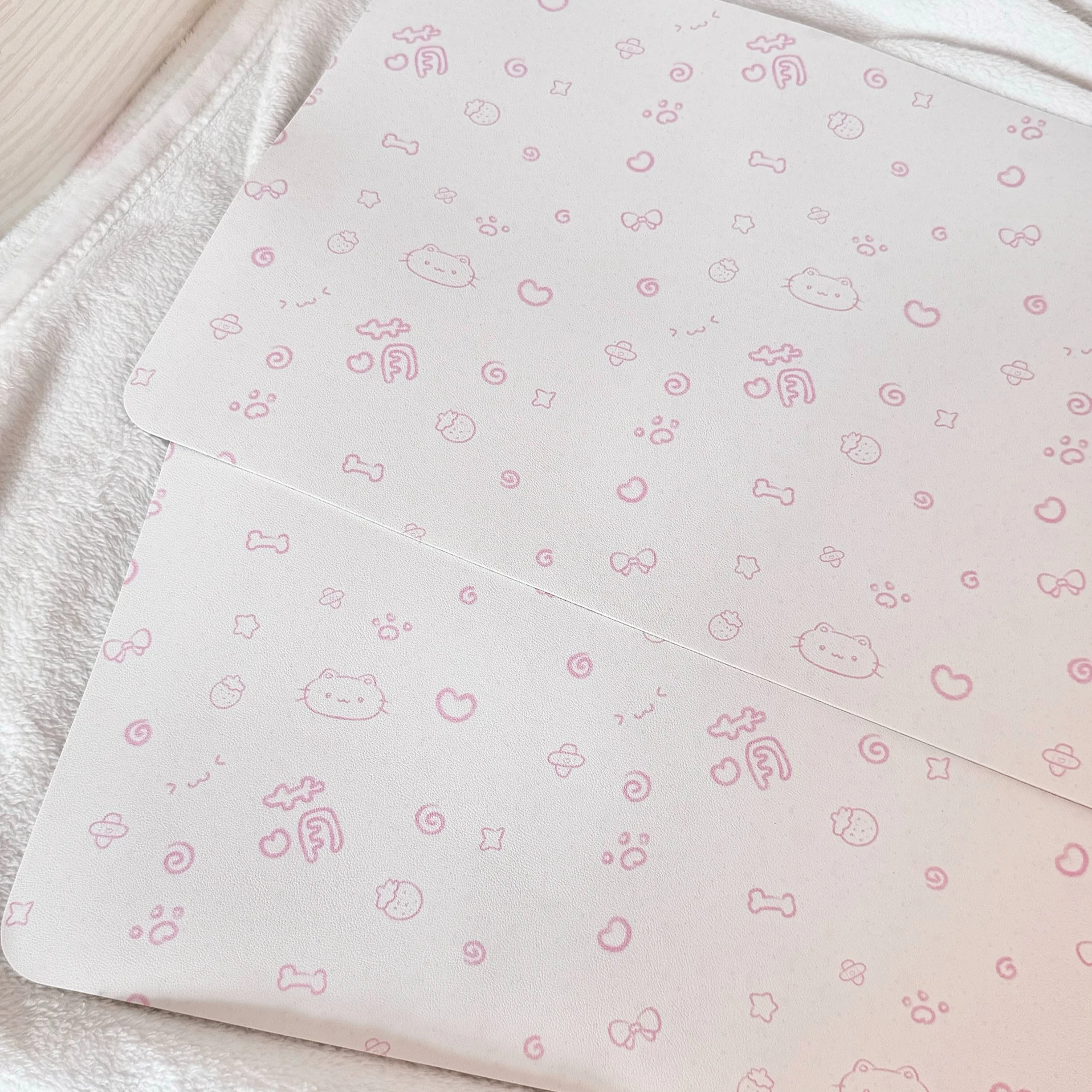 Ins Style لوحة ماوس كبيرة Kawaii الوردي بولي Leather الجلود لوحة مفاتيح الكمبيوتر حصيرة مقاوم للماء عدم الانزلاق مكتب مكتب مذاكرة حصيرة هدايا للفتيات