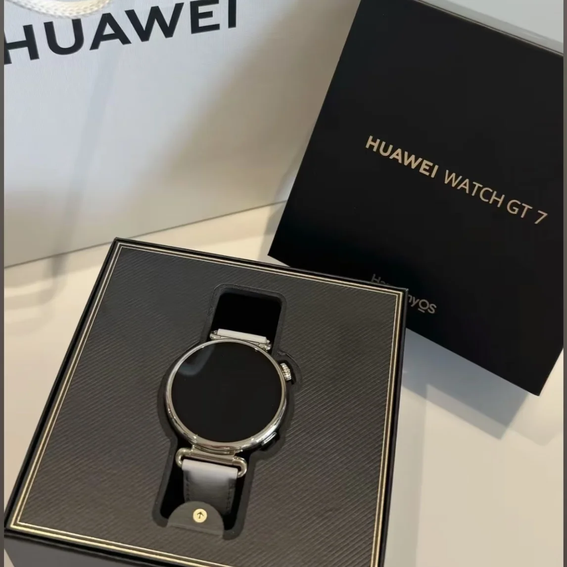 Huawei Watch GT 7 Up to 21-Day Battery Life All-New Skiing & Cycling Modes EasyCross Strap Smartwatch Global Version