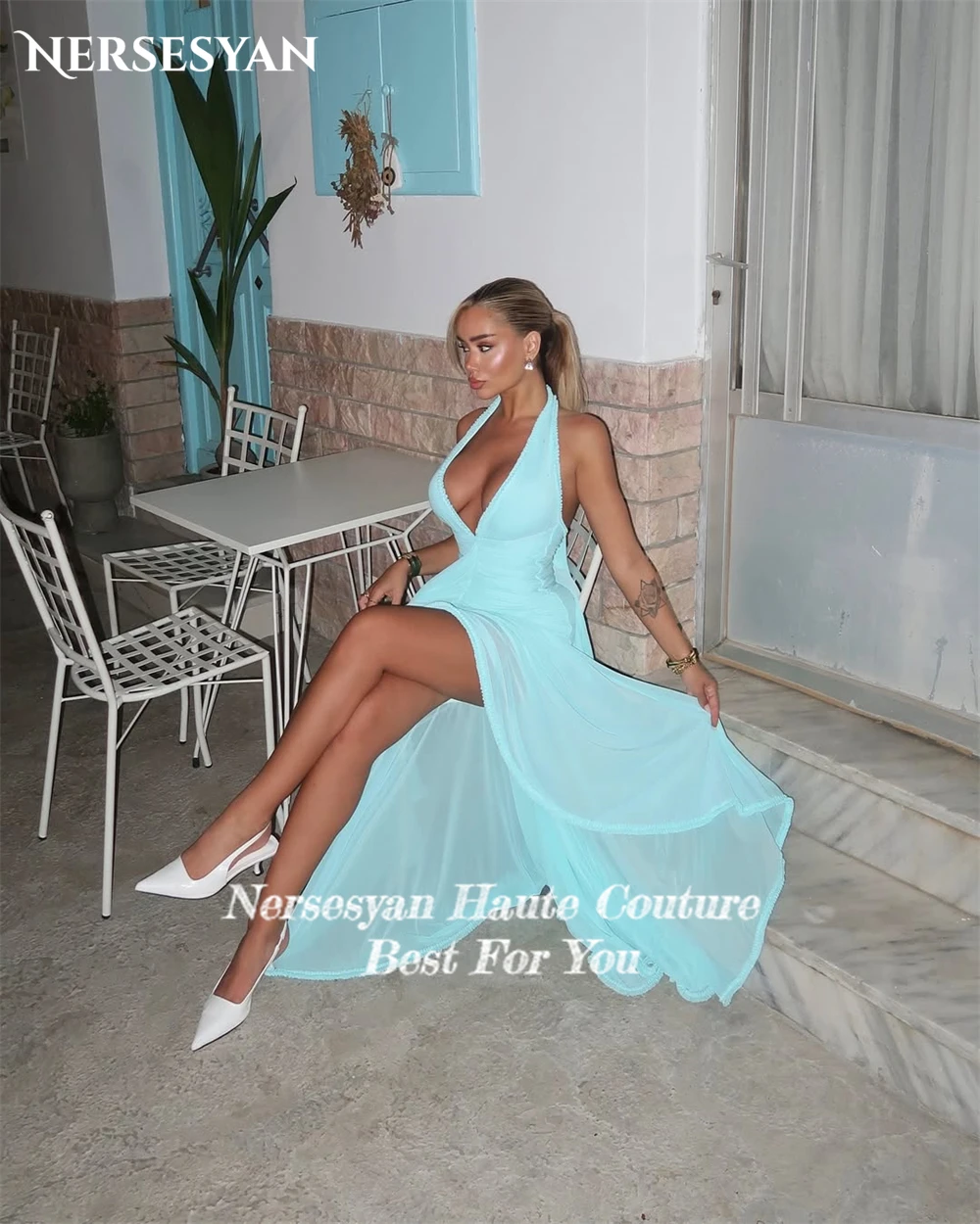 Nersesyan luxe bleu ciel sirène robes de soirée plis fente latérale volants dos nu robe formelle licou robe de soirée personnalisée