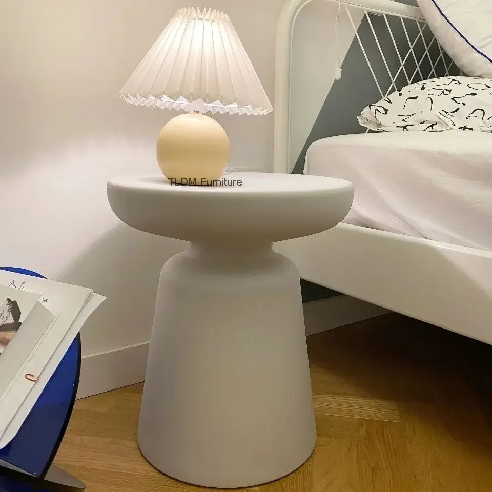 Table Multicolor Plastic Stackable Side Table, Modern Minimalist for Living Room, Bedroom & Balcony