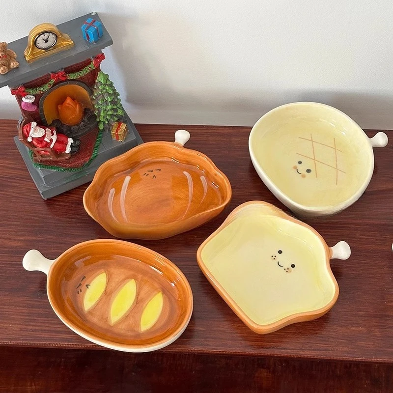 Household cute toast bread small plate cute special-shaped tomato sauce taste tableware sauce plate dumpling vinegar