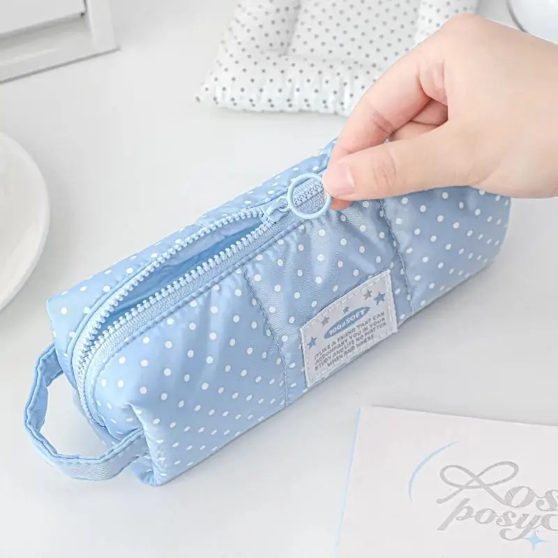 1 Stück Niedliches Stoff-Federmäppchen mit Tupfenmuster, Große Kapazität, Make-up-Tasche, Stift-Aufbewahrungstasche mit Reißverschluss, Handtasche für Schreibwaren, Geschenk für Kinder – Detail 3
