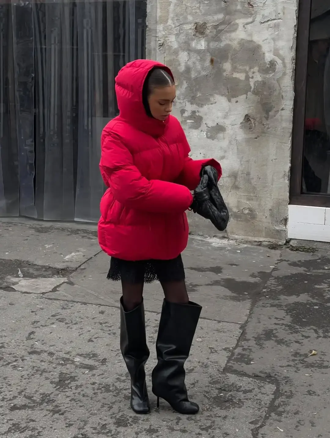 Chic Red Drawstring Hooded Cotton Coat Women Chic Stand Collar Single Breasted Waist Cinching Loose Coats Lady Street Warm Wear