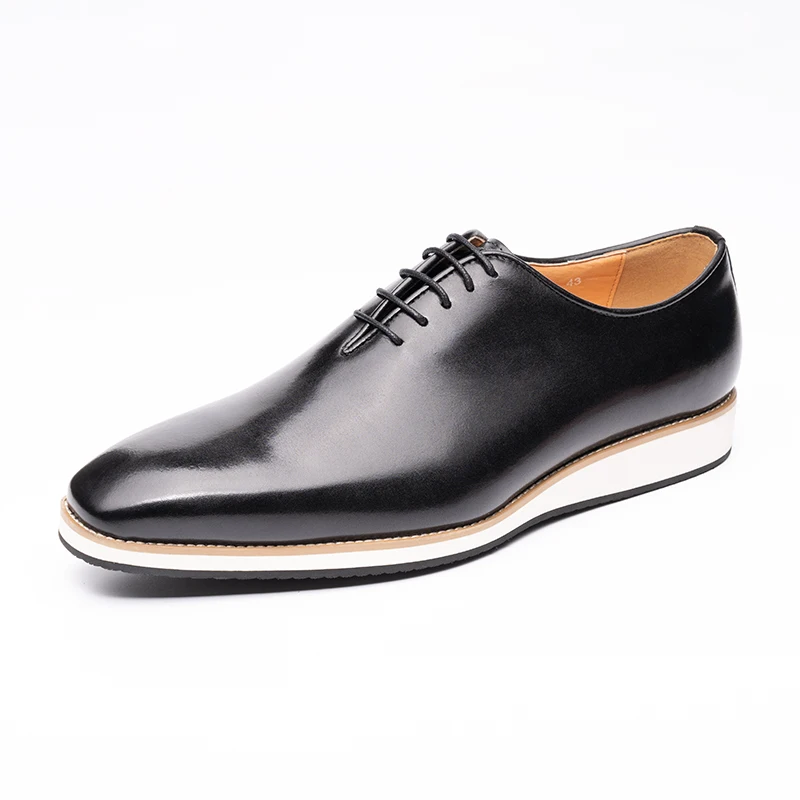 Luxe Oxford Man Schoen Kantoorschoenen Originele lederen handgemaakte vrijetijdsschoenen voor heren Comfortabele buitensporten Banket Lace Up