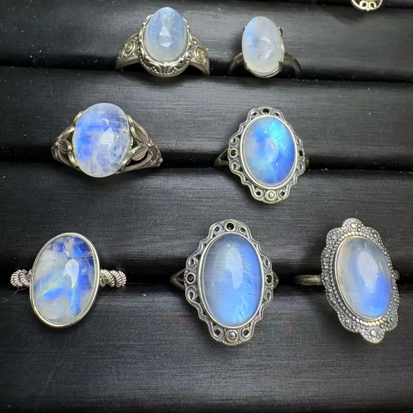 1 Pc Fengbaowu Natural Blue Moonstone Ring Oval Cabochon Ring 925 Sterling Silver Resizable Fashion Jewelry Gift Women - view 3