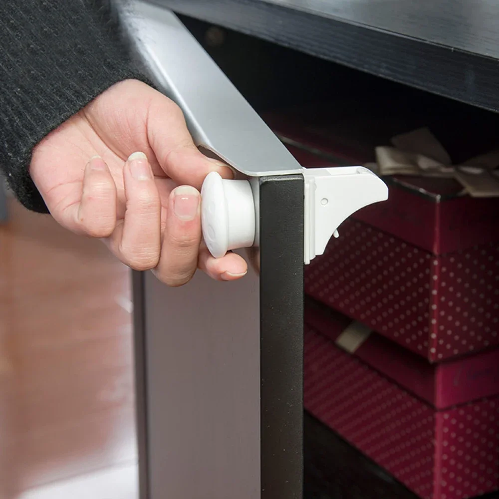 Thumbnail 2 - #20 Top Baby Safety Locks Picks for Every Budget