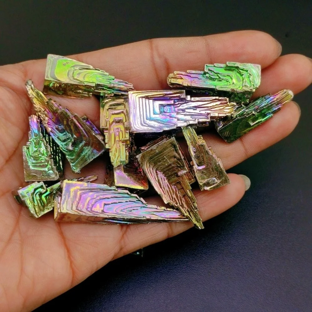 1 قطعة هالة اصطناعية ملونة الهرم قوس قزح هالة خام المعدنية تحصيل عينة زخرفة معدنية ديكور المنزل