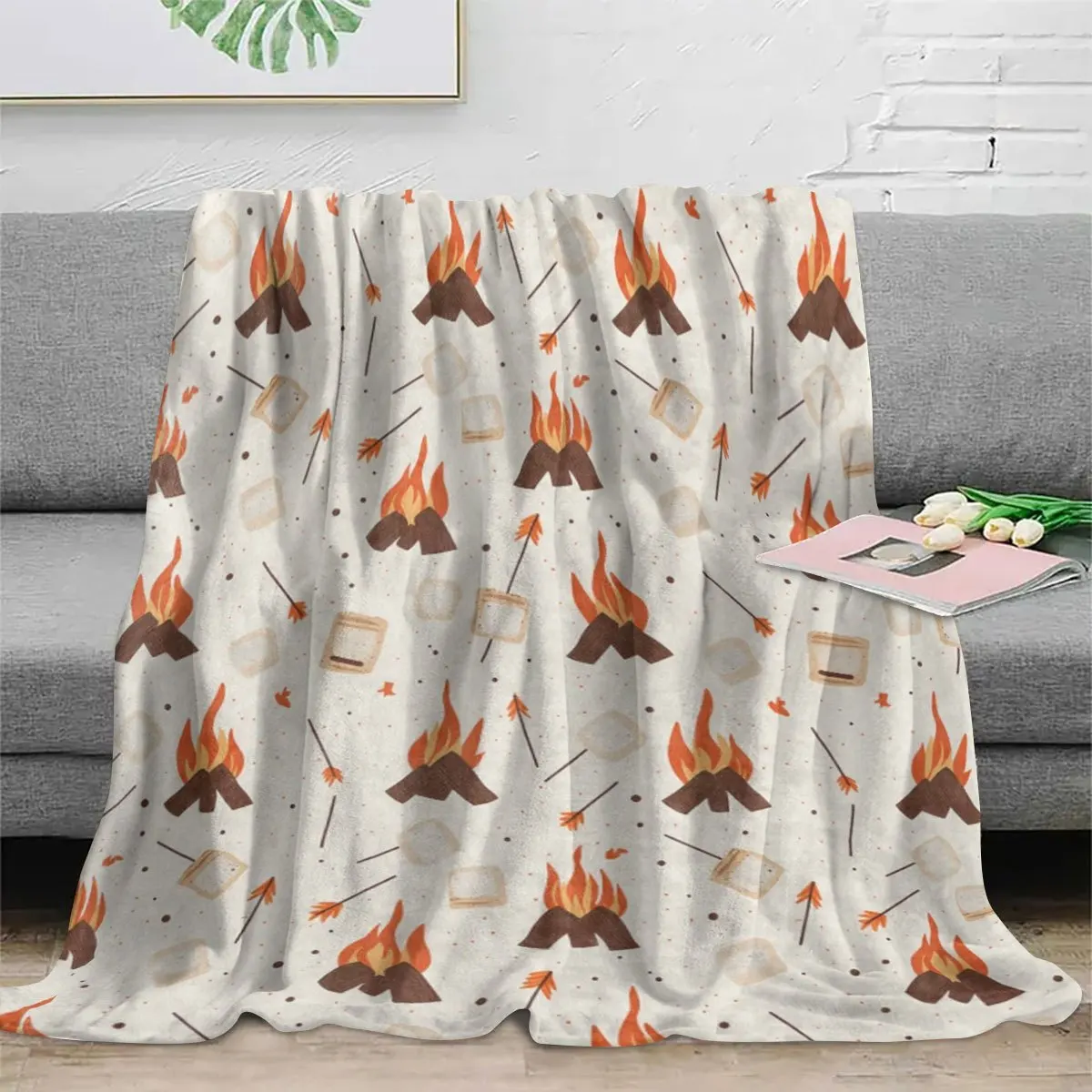 Marshmallow & Campfire Print Flannel Blanket - Soft Beige & Brown Camping with S'mores Design, Lightweight All-Season /Outdoor T