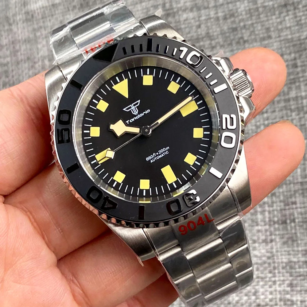 40mm Japan NH35 Steel Mechanical Watch Men Yellow Markers Vintage Hand Waterproof Swim Wristwatch Business Slide Glide Lock