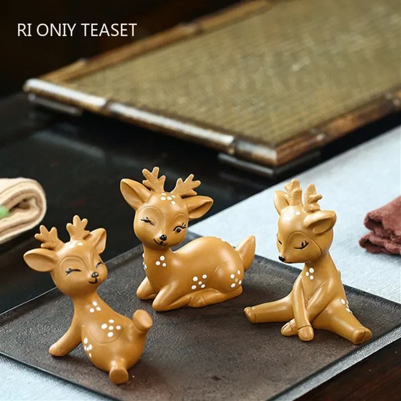 

Creative Purple Clay Tea pet Sika deer Statue Tea Figurine Desktop Ornaments Handmade Sculpture Crafts Home Tea Set Decoration