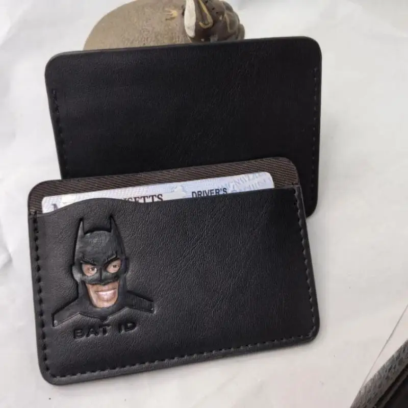 1pc Hero Squad Bat ID Personaggio Porta carte corto Custodia personalizzata Porta carte con maschera da supereroe Portafoglio per regalo di amici