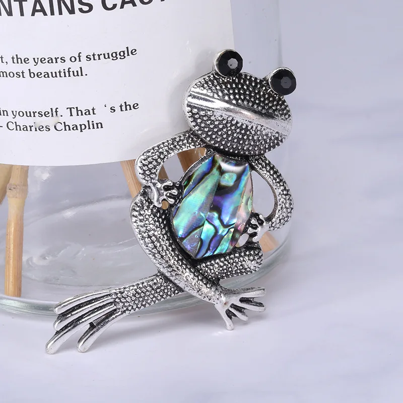 High-Grade Abalone Brooch Fashion Exquisite Retro Frog Unisex Corsage Wild Clothing Accessories
