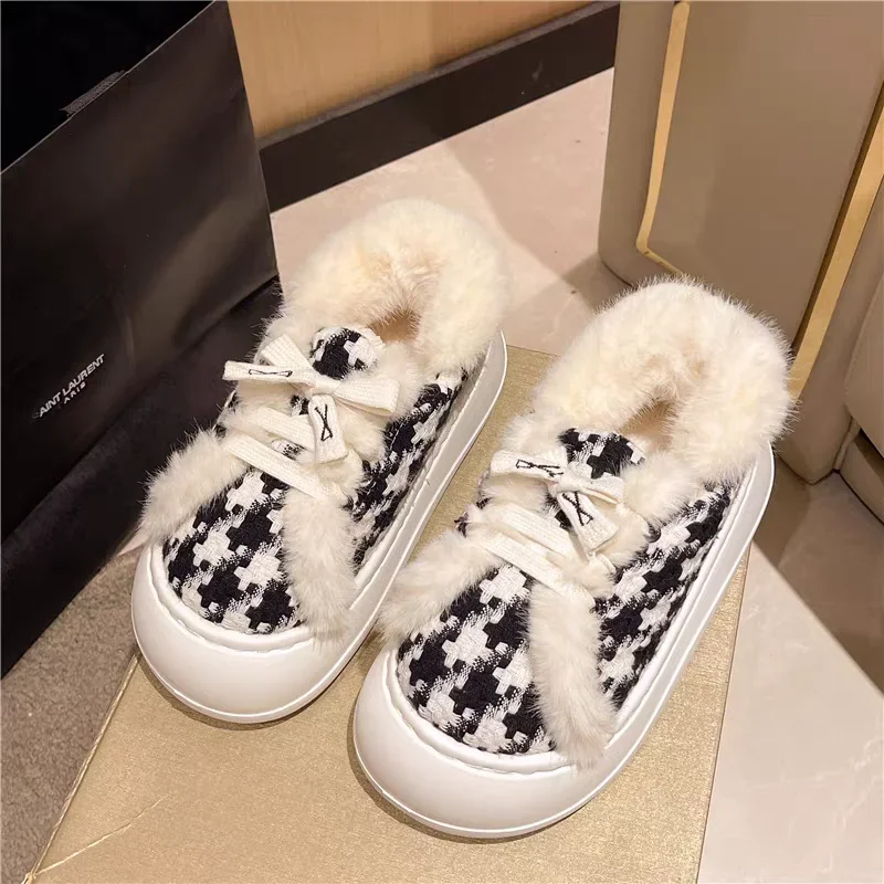 Geruite Print Pluche Plateauzolen Vrouwen Winter Warm Huis Zachte Pluizige Pantoffels Vrouw Veters Harige Fleece Flats Wolkenslippers