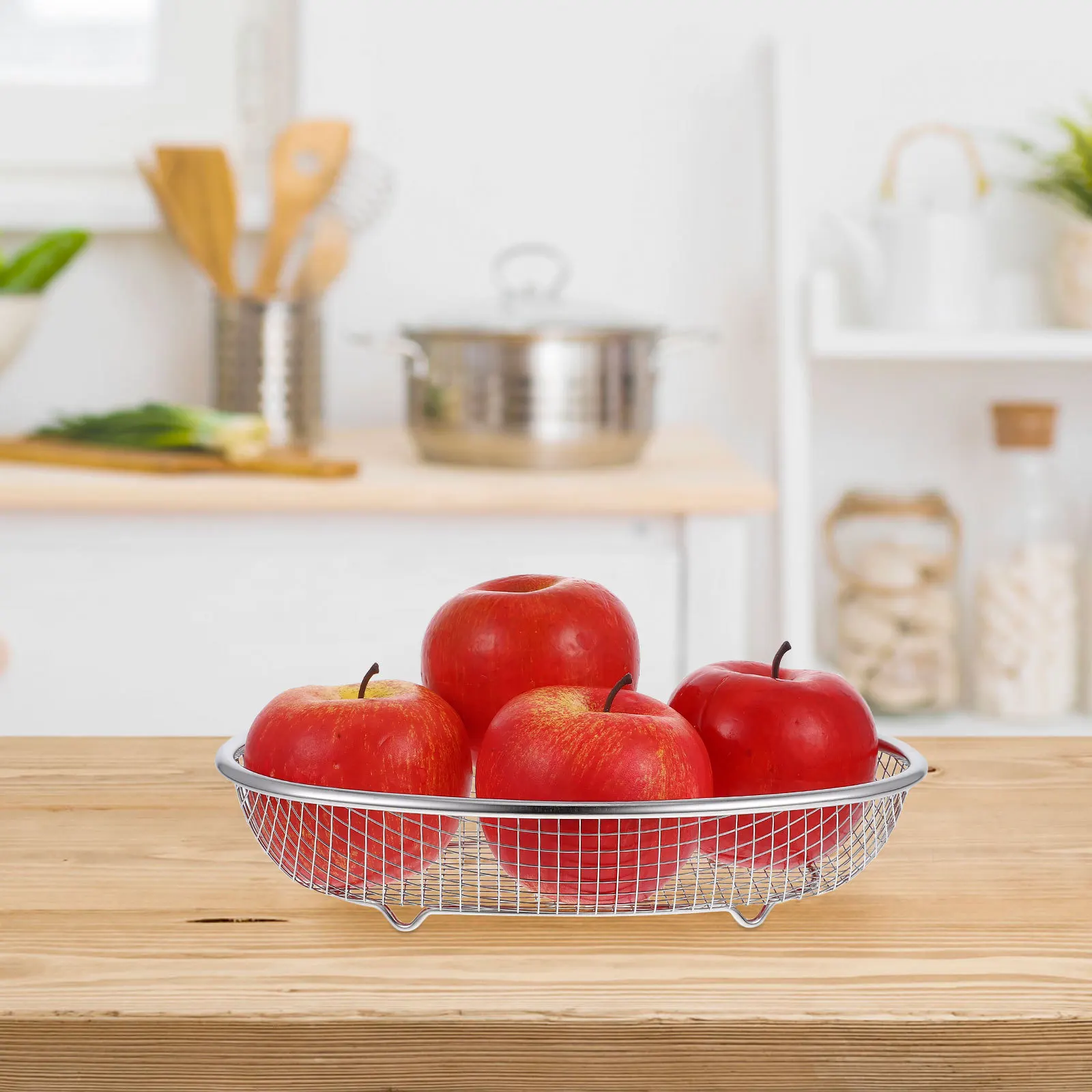 

Stainless Steel Oval Mesh Basket Kitchen Food Strainer Bread Fruit Vegetable Drainer Storage Basket Bread Baskets