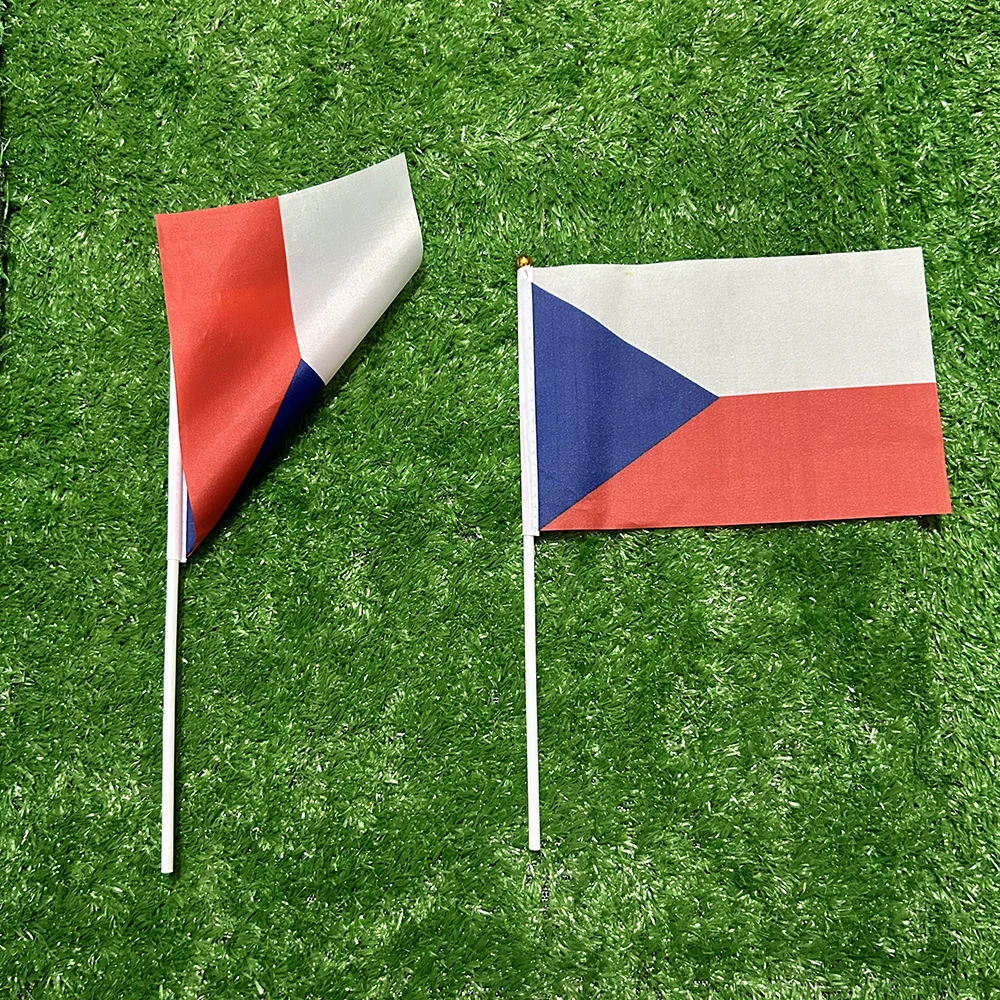 (SKY FLAG) Tschechische Handflagge, 10/20/50 Stück, 21 x 14 cm, tschechische Handflaggen zum Schwenken, mit Kunststoffstange, für Sportveranstaltungen und zur Dekoration im Haus. – Detail 5