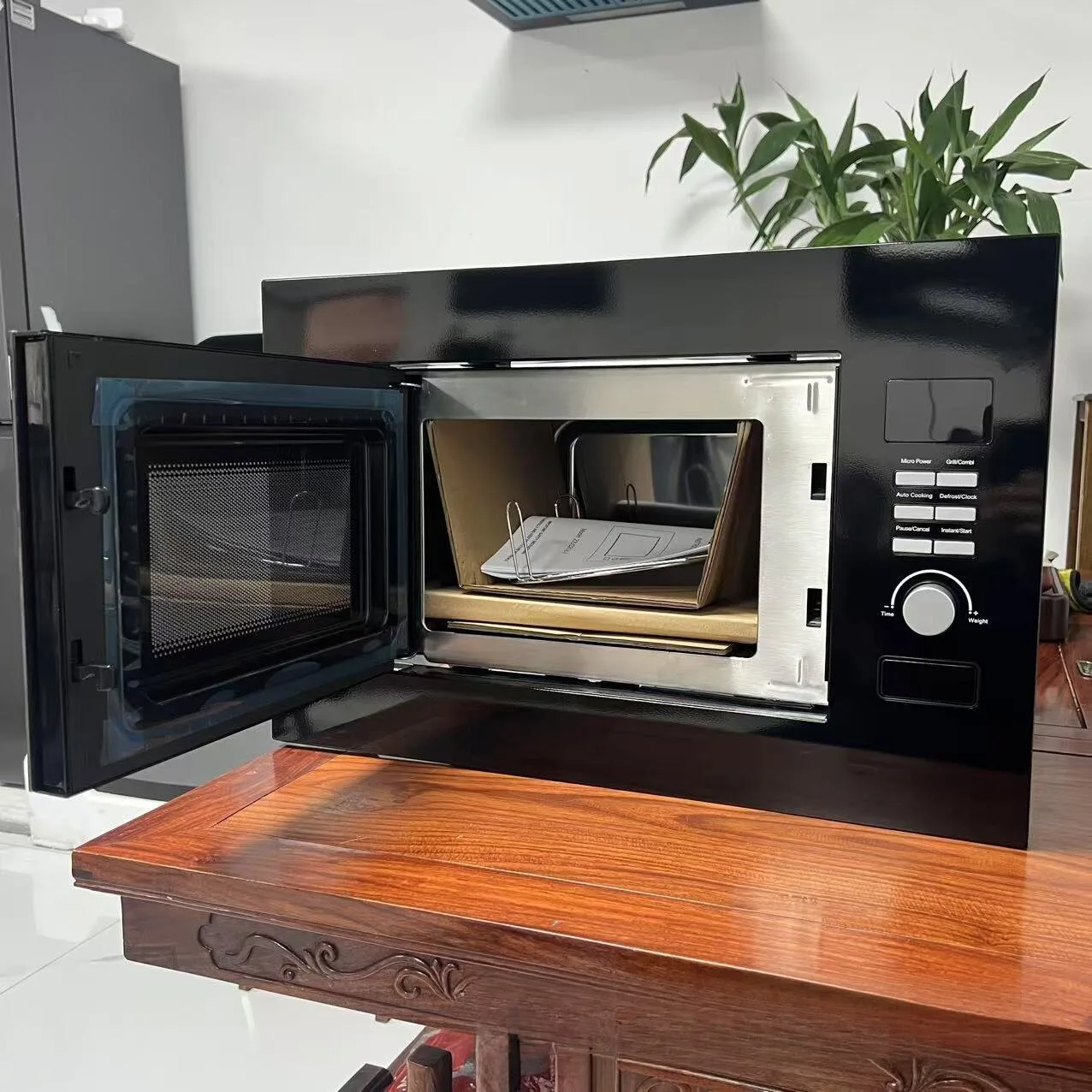 

Встраиваемая электрическая микроволновая печь из нержавеющей стали на 25 л с цифровым управлением и механическим контролем для домашнего использования