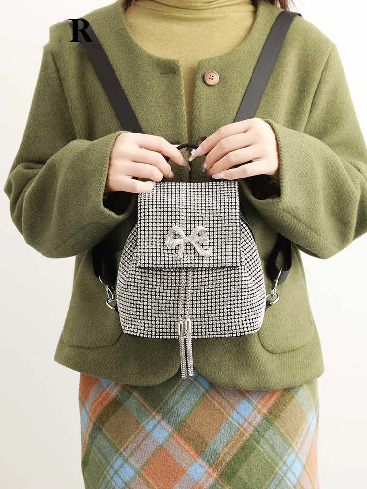 حقيبة ظهر ماسية فاخرة مصممة للنساء حقائب مدرسية جديدة متعددة الاستخدامات للطلاب الجامعيين حقائب دلو أنيقة على شكل فيونكة