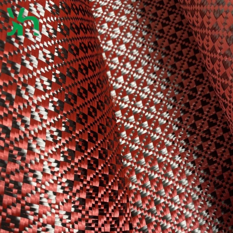 قماش من ألياف الكربون عالي القوة 3K 240GSM باللون الأحمر والأسود لقطع غيار السيارات والفضاء والحرف اليدوية