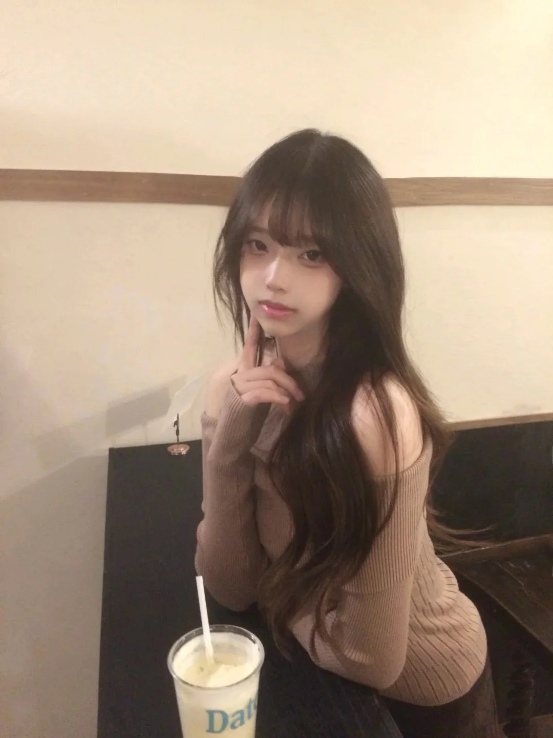 

Sexy Shoulder Bared Long Sleeve Knitted Sweater Women's Autumn Winter Slim Fit Stylish Beautiful Top Commute Style Korean Ver...