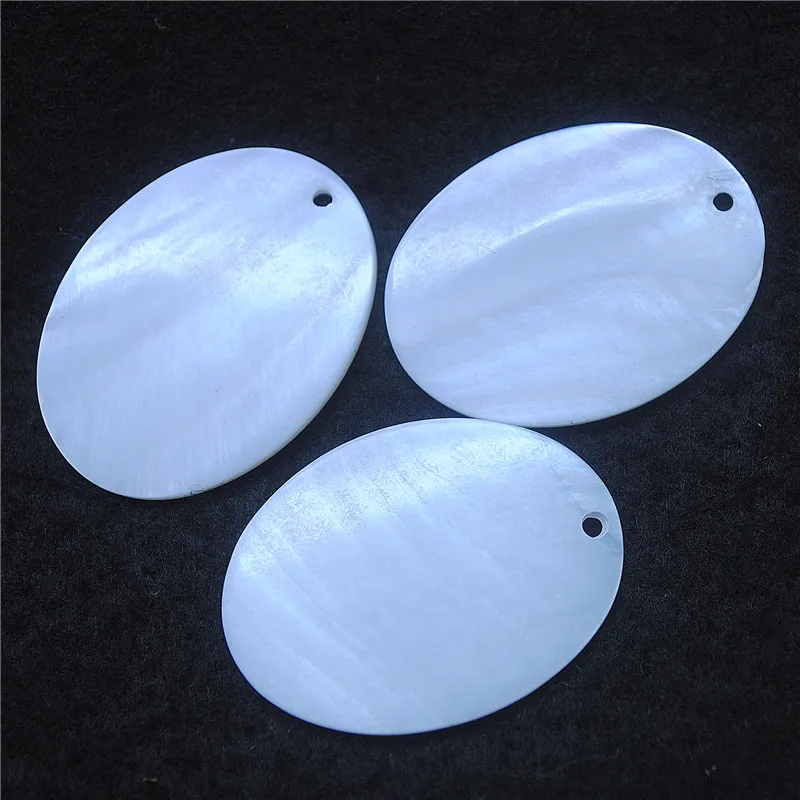 4PCS Nature White Shell Pendants Mother Of Pearl Oval Shape Good Quality 40X30MM Thickness 2MM For Women\'s Pendants Making Parts
