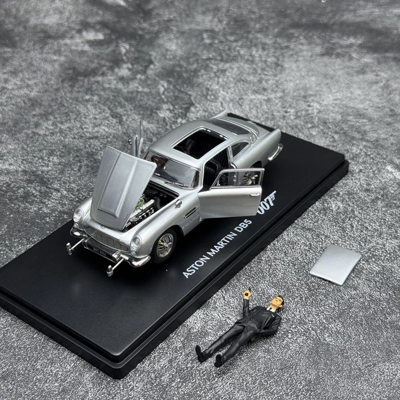 โมเดลรถอัลลอยด์อัลลอยด์อัตราส่วน 1/43 ของแอสตัน มาร์ติน รุ่น DB5 ของเล่นสะสม พร้อมกล่องเดิม