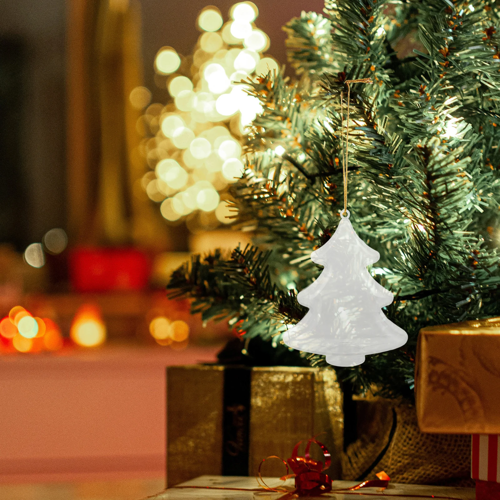 

6Pcs Transparent Christmas Candy Boxes Plastic Tree Shape Candy Holders Small Gift Boxes Party Favors Gift Box Small