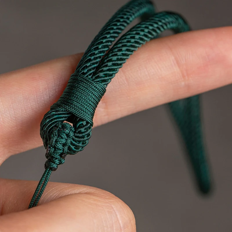 Handy-Lanyard, kurzes Handgelenksband, verstärkt, farblich passend, handgewebter Anhänger, Damen- und Herren-Accessoire, Anti-Verlust-Lanyard – Detail 12
