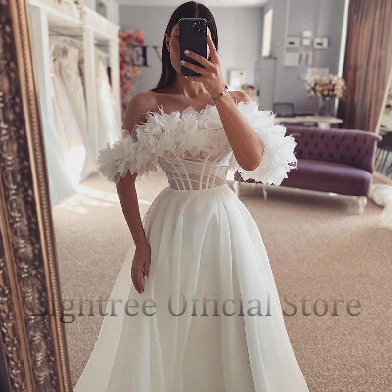 Eightree Women A-Line Wedding Dresses Princess Off The Shoulder Tulle Bridal Dress Boho Beach Wedding Ball Prom Gowns Plus Size