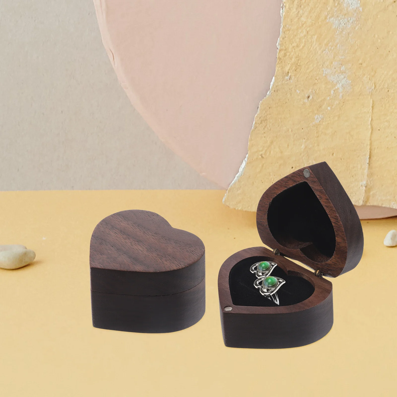 

Heart Shape Rings Box Wooden Wedding Rings Case Durable Romantic Proposal Jewelry Storage Practical Decorative Box
