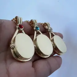 Gold Plated H2o Shell Pendant Necklace film