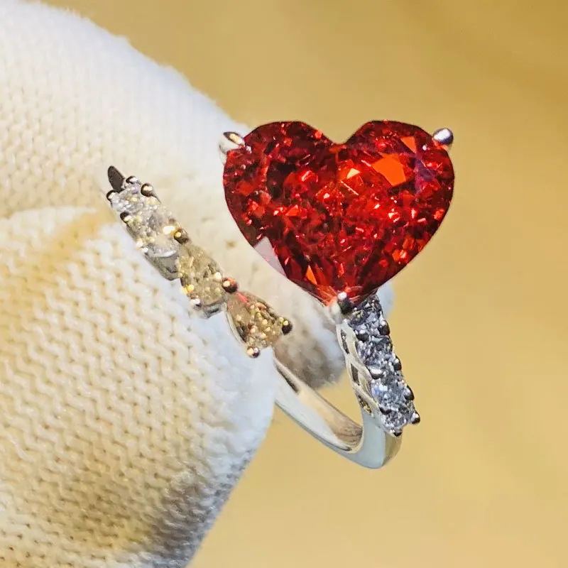 2023 Best Winter Padma 3-carat Personality Fashion Style Inlaid 8 * 10 Heart s925 Silver Ring Girl