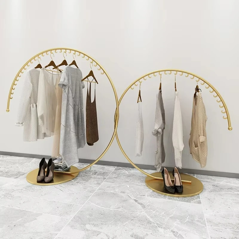 Round Display for Children Clothing Store C-Shape Clothing Rack with Coat Hook Freestanding Metal Display Rack