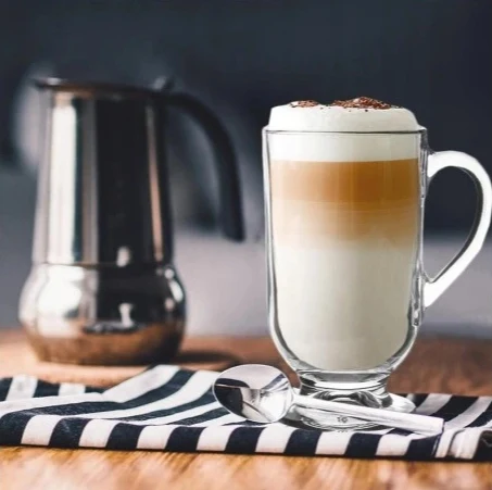 كوب زجاجي مل للقدم ، كوب زجاجي بالقدم