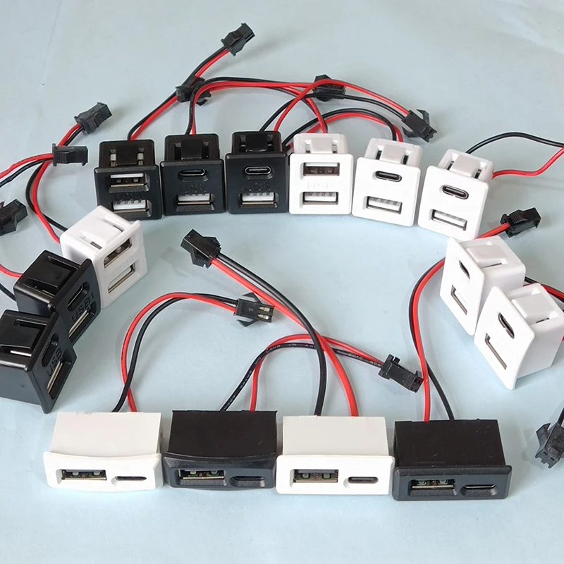 

1PCS USB Type-C Black and White Female Socket Lamp Charging Socket Power Socket with Cable Connector Cable Length 7CM with Lamp