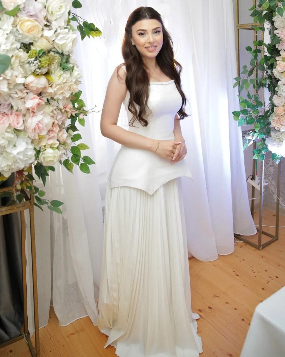

Customized Modern Style Fashion Jersey Beading Pleat Straight Square Neck Long Dresses Bespoke Occasion Dresses Matching Classic