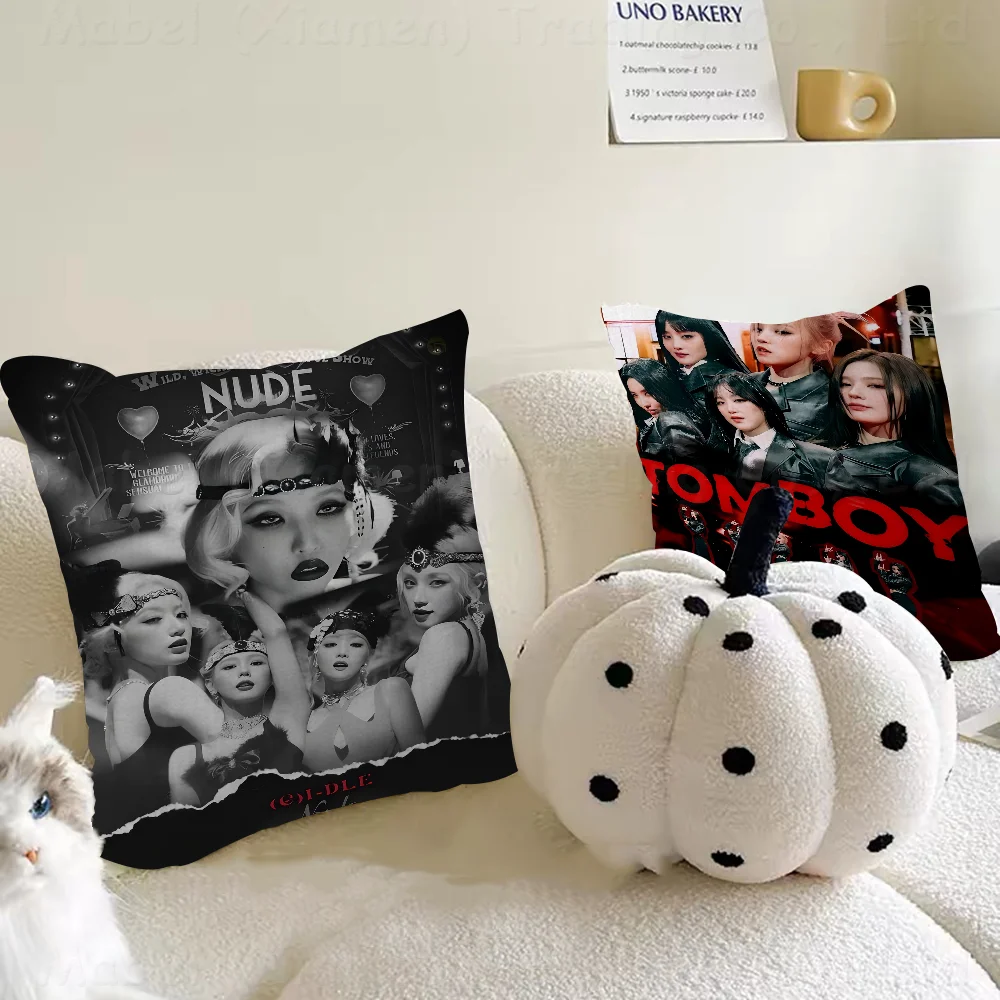 

Kpop Girls G-GIDLE (G)I-DLE Personalized Pillow Dust Cover Bedroom Kids Party Decoration Pillowcase Birthday Children Gift