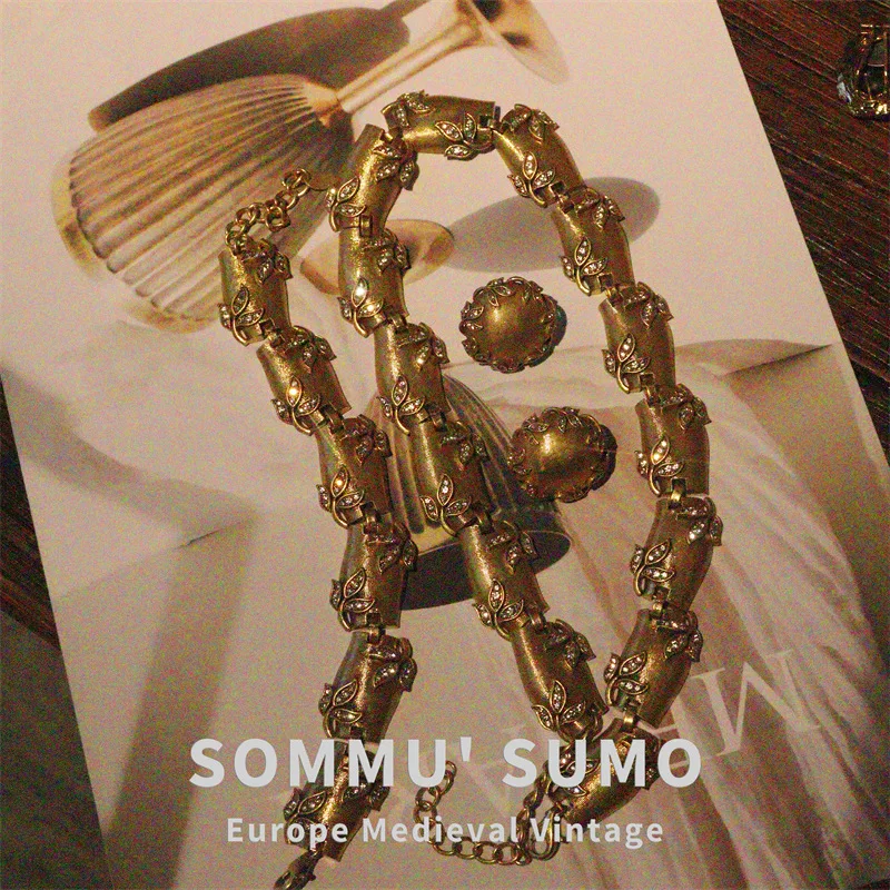 

Ожерелье, браслет, серьги, комплект винтажных украшений